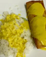 Avondbistro: Loempia met currysaus en nasi goreng