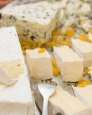 smulnamiddag - Bordje kaas met brood