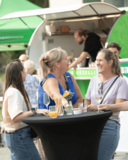 Samen het weekend in! Zomerbar.