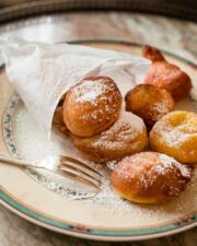 Cremerie Romanza Poffertjes met ijs en slagroom