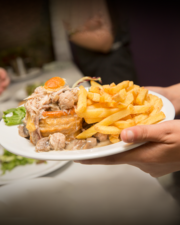 Bistro avond: vol au vent met frietjes en slaatje
