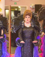 Gala avond met travestieshow van Miss Lucifer + dj Danaldi