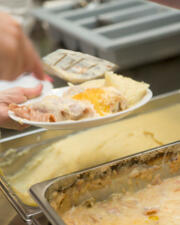 Dolle dinsdagavond: lasagne met zalm en spinazie