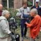Podcastmakers in gesprek met de bewoners van Ten Gaarde