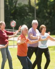 Tai chi in de veranda
